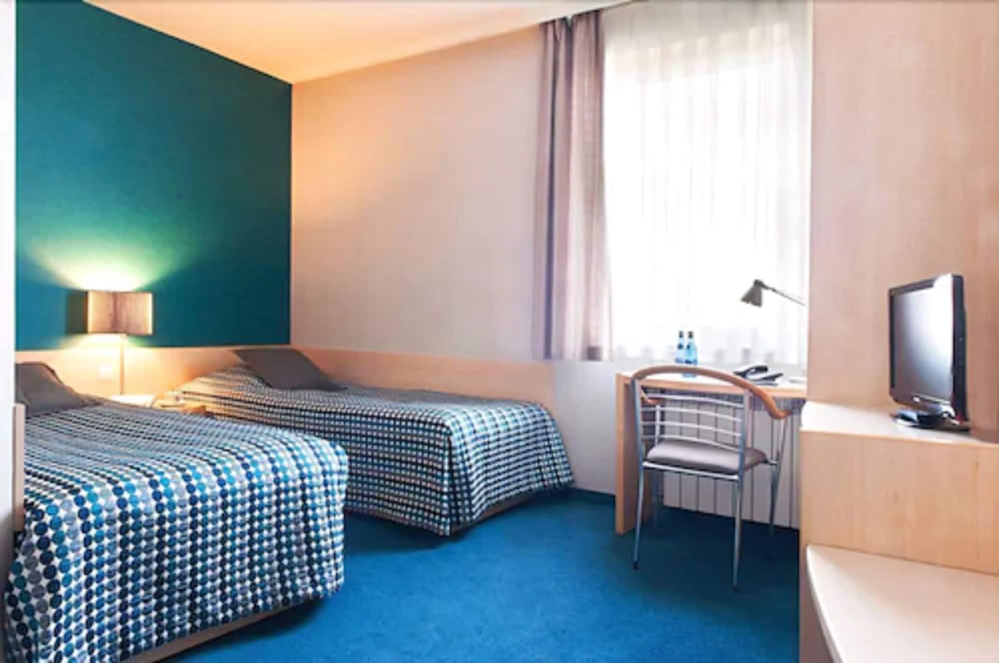 Hotel Perla Krakow Bagian luar foto